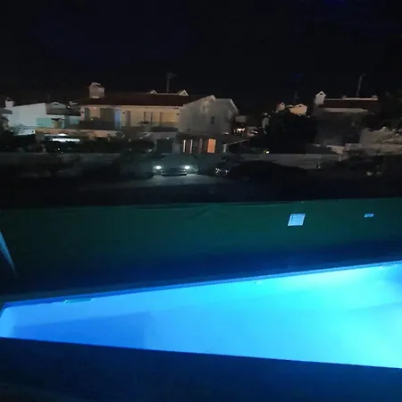 3 Bedroom Villa, Private Pool, Hot Tub Вилла