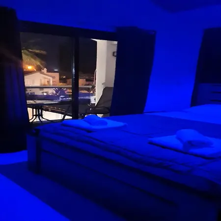 3 Bedroom Villa, Private Pool, Hot Tub