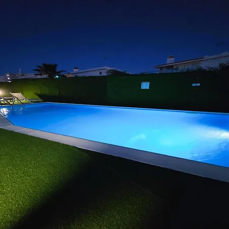 3 Bedroom Villa, Private Pool, Hot Tub Вилла