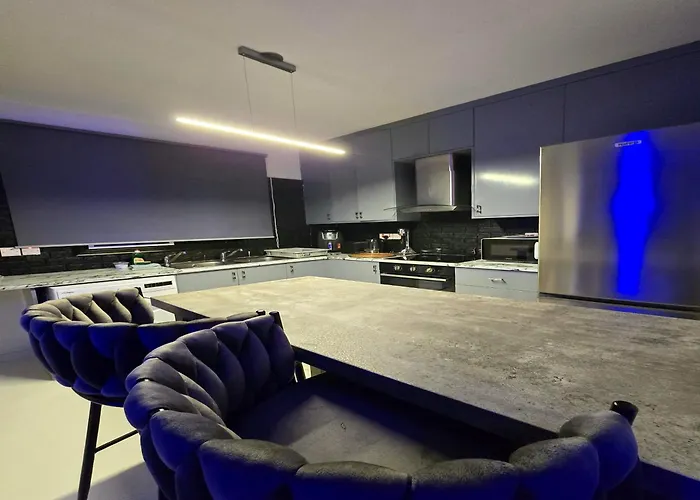 3 Bedroom Villa, Private Pool, Hot Tub プロタラス