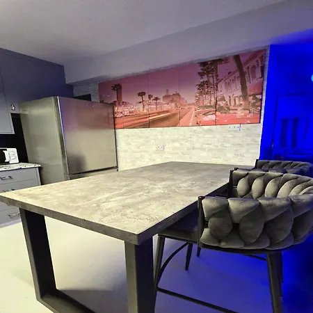 3 Bedroom Villa, Private Pool, Hot Tub