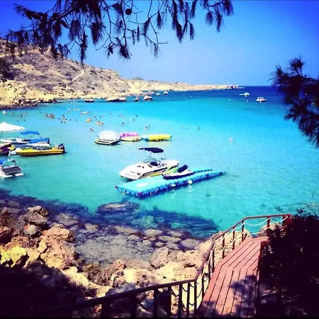 Villa 3 Bedroom Villa, Private Pool, Hot Tub