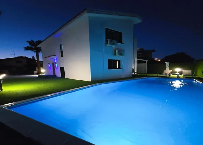3 Bedroom Villa, Private Pool, Hot Tub Villa Protaras