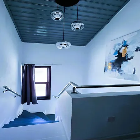 3 Bedroom Villa, Private Pool, Hot Tub * Protaras