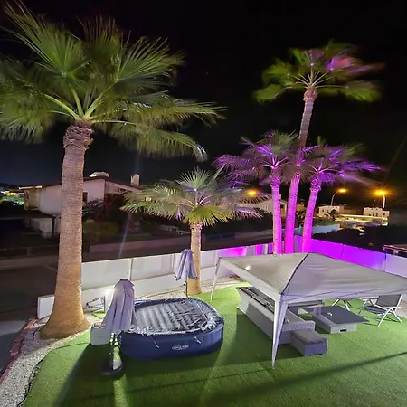 3 Bedroom Villa, Private Pool, Hot Tub ヴィラ プロタラス